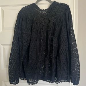 Torrid Lace flowy long sleeved button next shirt